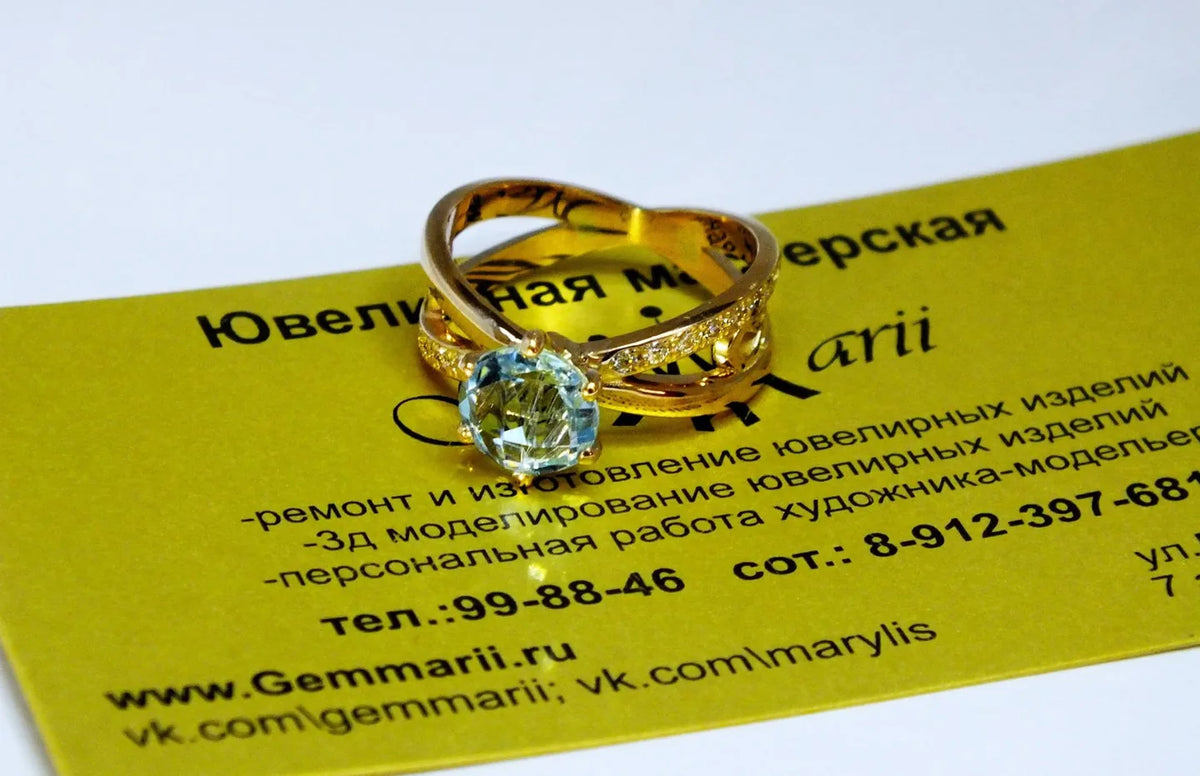 Kantet ring med rød midte — en anden vinkel