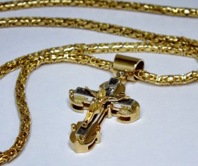 Guldkæde "Venedig" og et gyldent kors