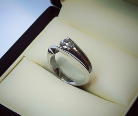 Platin Diamond Ring