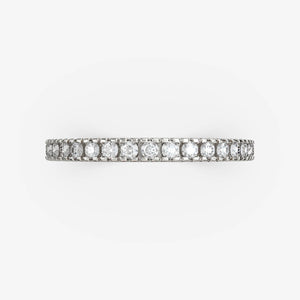 Alliancering med naturlige diamanter i 18 kt hvidguld, set oppefra