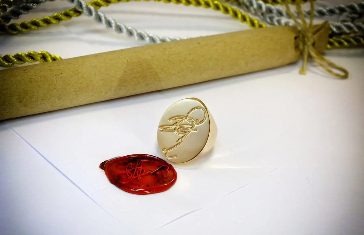 Signetring med monogram