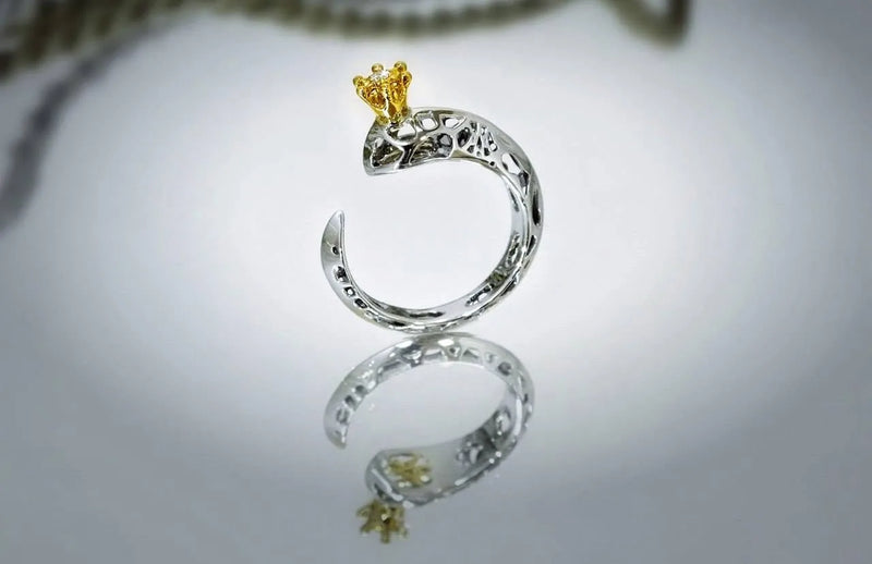 Åben ring med slangemotiv