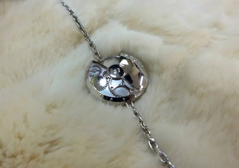 Armbånd med rund lys detalje