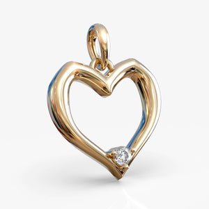 Hjertevedhæng i 18 kt rosaguld med naturlig diamant, set forfra